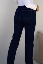 Load image into Gallery viewer, Darcy Relaxed Straight Leg Jeans Country Denim Australia 