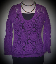 Load image into Gallery viewer, Crochet Look Top Isabella The Label 