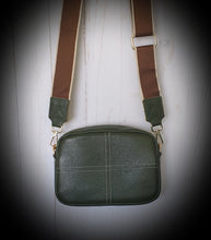 Load image into Gallery viewer, Small Crossbody Bag Tripp Australia 