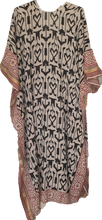 Load image into Gallery viewer, Palme Block Print Noir Kimono Cinnamon Creations 