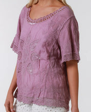 Load image into Gallery viewer, Cotton Top With Flower Cut Out Detail Isabella The Label 