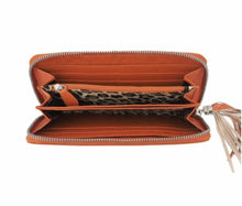 Load image into Gallery viewer, Cadelle Leather Wallet With Leopard Print Panel 
