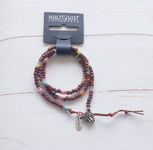 Load image into Gallery viewer, Beaded Wrap Bracelet With Leopard Head Clasp Hultquist Copenhagen AU 