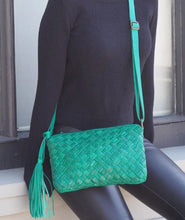 Load image into Gallery viewer, Cadelle Leather Diane Crossbody Bag 