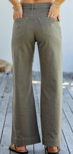 Load image into Gallery viewer, Indiana Wide Leg Jeans With Belt Country Denim Australia 