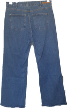 Load image into Gallery viewer, Front Pocket Detail Motel Carpenter Jeans Country Australia 