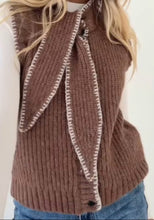 Load image into Gallery viewer, Carnaby Tie Front Knit Vest White Poetry 