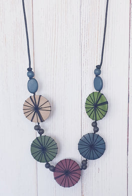 Wooden Disc And Bead Necklace Cinnamon Creations 