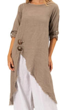Load image into Gallery viewer, Fango Split Front Tunic Top Vera May