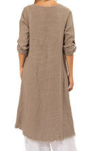 Load image into Gallery viewer, Fango Split Front Tunic Top Vera May 