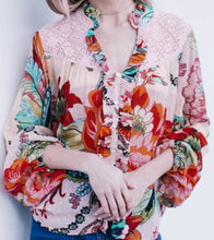 Load image into Gallery viewer, St Tropez Balloon Sleeve Blouse Joop And Gypsy 