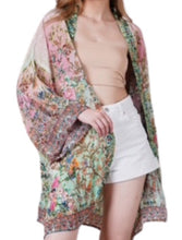 Load image into Gallery viewer, Floral Print Kimono Emily Rose