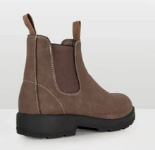 Load image into Gallery viewer, Avalan Pull On Ankle Boots Wildfire Shoes