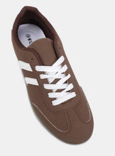 Load image into Gallery viewer, Caper Sneakers Wildfire Shoes