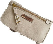 Load image into Gallery viewer, Bloom Wallet Winter Art n Vintage 