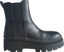 Load image into Gallery viewer, Dominique Ankle Boots Novo Shoes 
