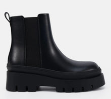 Load image into Gallery viewer, Dominique Ankle Boots Novo Shoes 