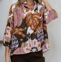 Load image into Gallery viewer, Picaso Multi Button Malta Top St Germain The Label