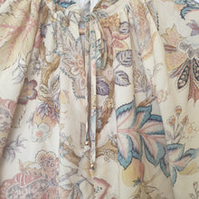 Load image into Gallery viewer, Covent Garden Print Blouse Smaibulan 