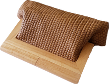 Load image into Gallery viewer, Caramel Cable Knit Leather and Timber Clutch Moy Tasmania