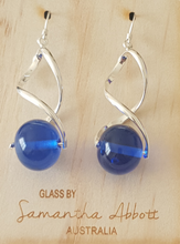 Load image into Gallery viewer, Samantha Abbott Glass Bead Dangle Earrings