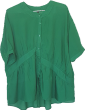Load image into Gallery viewer, JJ Sisters Button Front Top