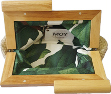 Load image into Gallery viewer, Ivory Cable Knit Leather and Timber Clutch Moy Tasmania 