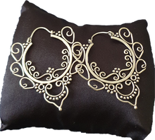 Load image into Gallery viewer, Nisha Earrings Meelah Collections 