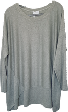 Load image into Gallery viewer, Geralta Soft Wool  - Mix Top The Italian Closet Australia 