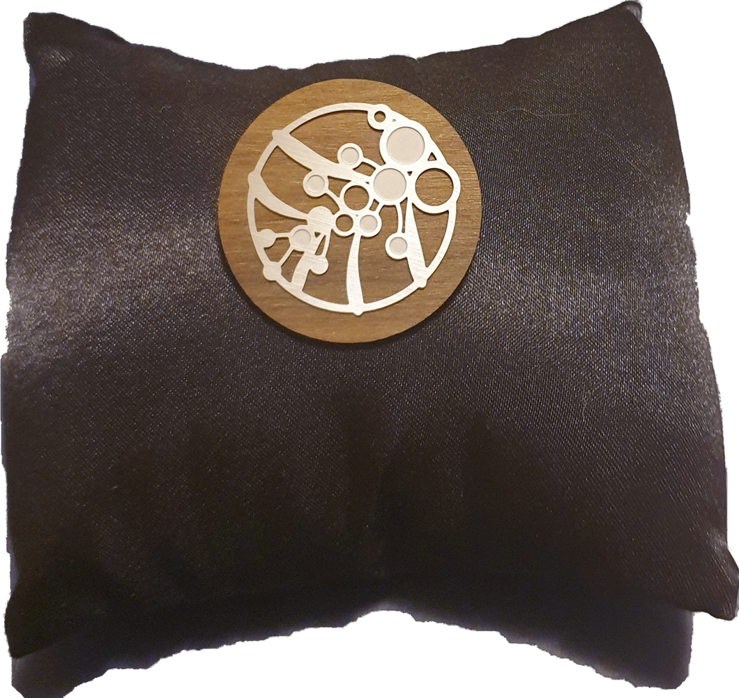 Wattle Brooch Go Do Good