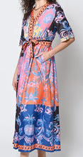 Load image into Gallery viewer, Pattern Dress Aria Brand 